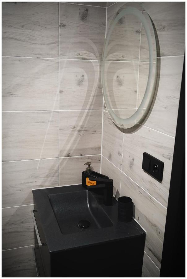 SkapeDomki Loft Parkアパートメント エクステリア 写真